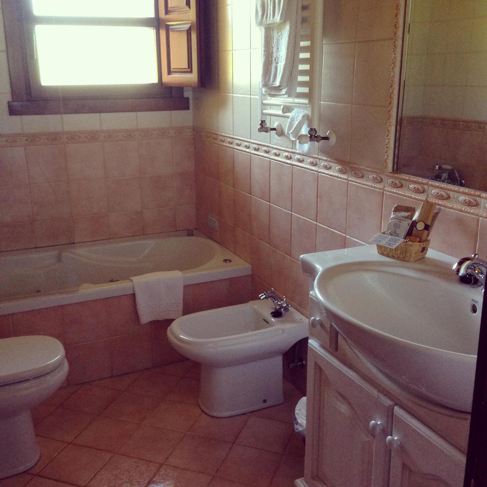 Hotel Rural La Lluriga La Galguera Cameră foto